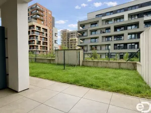 Pronájem bytu 1+kk, Praha, Poděbradská, 33 m2