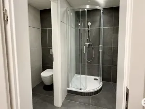 Pronájem bytu 1+kk, Praha, Poděbradská, 33 m2