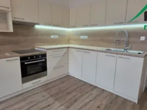 Pronájem bytu 3+1, Planá, nám. Svobody, 105 m2