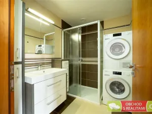 Prodej bytu 3+kk, Praha, Studnická, 73 m2