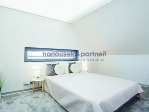 Prodej vily, Mezouň, 306 m2