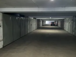Pronájem garáže, Praha - Kyje, Manželů Dostálových, 19 m2