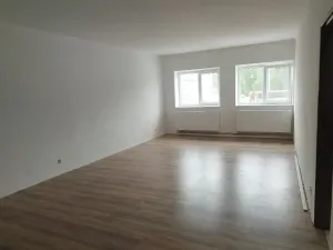 Pronájem kanceláře, Brno, Pod sídlištěm, 32 m2