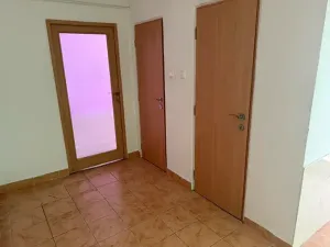 Prodej bytu 2+1, Kadaň, Chomutovská, 53 m2
