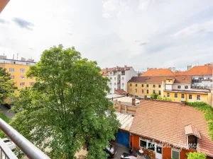 Pronájem bytu 2+kk, Praha - Vršovice, Petrohradská, 60 m2