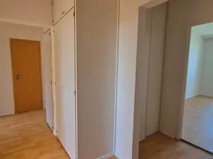 Pronájem bytu 3+1, Praha - Modřany, Vokrojova, 78 m2