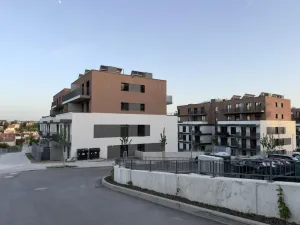 Pronájem bytu 3+kk, Praha - Řeporyje, 43 m2