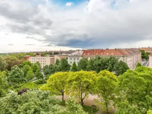 Prodej bytu 2+1, Praha - Bubeneč, náměstí Interbrigády, 95 m2