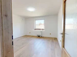 Pronájem bytu 1+kk, Senožaty, 31 m2
