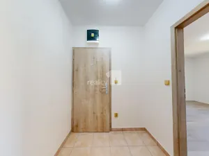 Pronájem bytu 1+kk, Senožaty, 31 m2