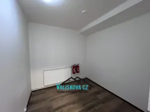 Pronájem obchodního prostoru, Kroměříž, Riegrovo náměstí, 130 m2