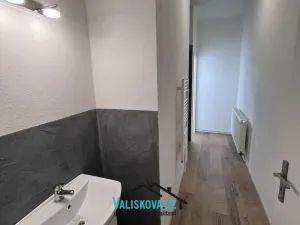 Pronájem obchodního prostoru, Kroměříž, Riegrovo náměstí, 130 m2