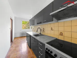 Prodej bytu 3+1, Povrly, Sídliště II, 84 m2