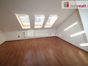 Prodej bytu 2+kk, Horní Slavkov, Poštovní, 58 m2
