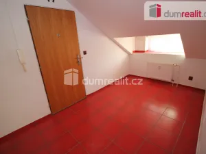 Prodej bytu 2+kk, Horní Slavkov, Poštovní, 58 m2