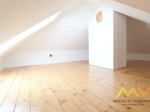 Pronájem bytu 2+kk, Hradec Králové - Pražské Předměstí, Nerudova, 65 m2