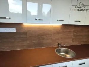 Prodej bytu 2+1, Kadaň, Chomutovská, 53 m2