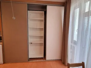 Pronájem bytu 1+kk, Praha - Vysočany, Poděbradská, 33 m2