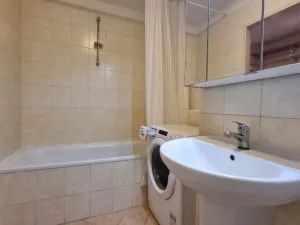 Pronájem bytu 1+kk, Praha - Vysočany, Poděbradská, 33 m2