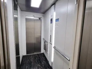 Pronájem bytu 1+kk, Praha - Vysočany, Poděbradská, 33 m2