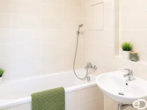 Pronájem bytu 3+kk, Praha, Loosova, 66 m2