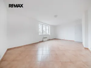 Prodej bytu 3+1, Zlonice, Pippichova, 87 m2