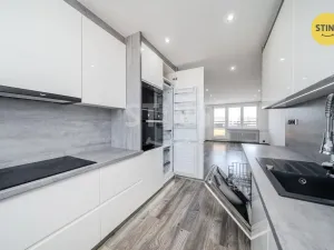 Prodej bytu 3+kk, Ostrava, Srbská, 68 m2