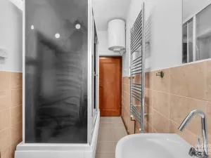 Pronájem bytu 2+1, Hradec Králové, Fučíkova, 75 m2