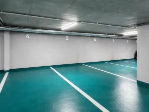 Pronájem garážového stání, Praha - Podolí, V rovinách, 16 m2