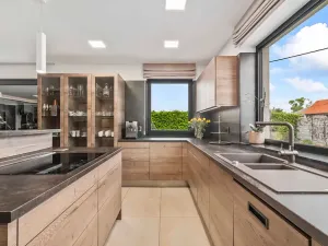 Prodej rodinného domu, Kostelní Lhota, 213 m2