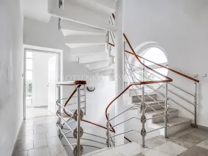 Prodej ubytování, Křižanov, Benešovo náměstí, 530 m2