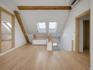 Prodej kanceláře, Mělník, Českolipská, 418 m2