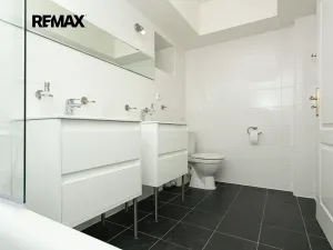 Pronájem vily, Praha - Nebušice, Na Malé Šárce, 302 m2