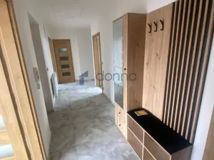 Pronájem bytu 3+1, Praha, Na líše, 134 m2