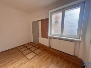 Pronájem obchodního prostoru, Litvínov, Ruská, 18 m2