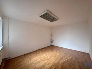 Pronájem obchodního prostoru, Litvínov, Ruská, 18 m2