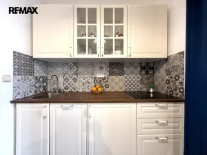 Prodej bytu 2+kk, Karlovy Vary, Pod Jelením skokem, 48 m2