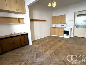 Prodej bytu 2+kk, Kroměříž, Kojetínská, 39 m2