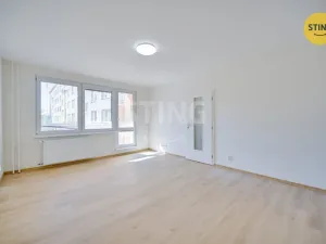 Prodej bytu 3+1, Uherské Hradiště, Derflanská, 78 m2