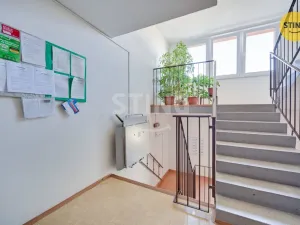 Prodej bytu 3+1, Uherské Hradiště, Derflanská, 78 m2