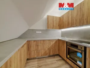 Pronájem bytu 3+kk, Luby, Revoluční, 74 m2