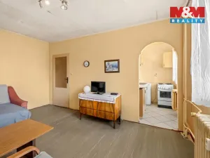 Prodej bytu 1+1, Kladno - Kročehlavy, Děčínská, 25 m2