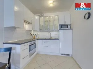 Prodej bytu 2+kk, Praha, Sazovická, 47 m2