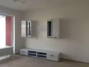 Pronájem bytu 1+kk, Praha - Dejvice, Lindleyova, 32 m2