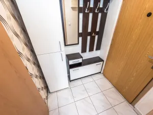 Prodej bytu 2+kk, Praha - Bohnice, Poznaňská, 37 m2