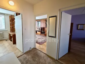Prodej bytu 3+1, Třebíč, Čeloudova, 72 m2