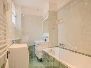 Prodej bytu 3+1, Praha - Vinohrady, Písecká, 79 m2