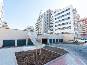 Pronájem bytu 2+kk, Praha - Hlubočepy, Fabiánové, 47 m2