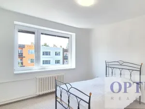 Pronájem rodinného domu, Praha - Háje, K jezeru, 302 m2