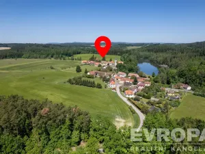 Prodej rodinného domu, Uzeničky - Černívsko, 631 m2